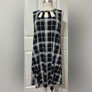 Apt. 9 Women’s Black & White Cut Out Swing Dress Sleeveless Stretch Knit NWT S